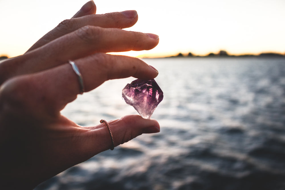 Can you REALLY Manage Acne with Gemstones?